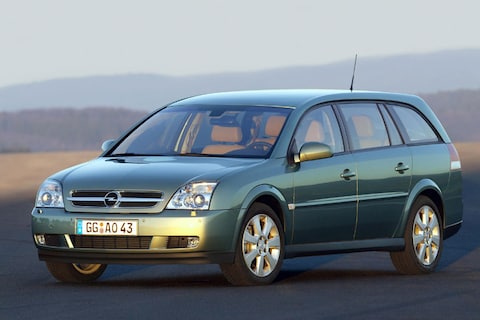 Opel Vectra Stationwagon 1.9 CDTi 150pk Cosmo