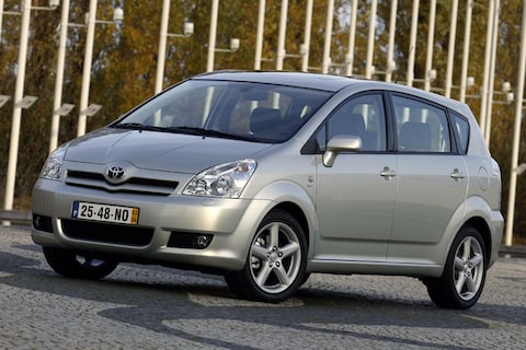 Toyota Corolla Verso 1.8 16v VVT-i Linea Sol