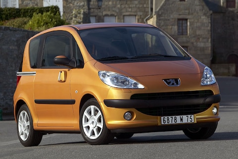 Peugeot 1007 Gentry 1.6-16V