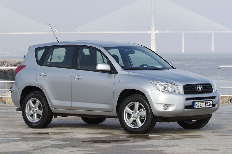 Toyota RAV4 2.0 16v VVT-i Sol (2007) review - AutoWeek