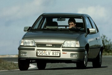 Opel Kadett GSI