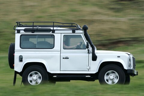 Land Rover Defender mag door tot 2010
