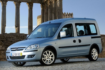 Opel Tour