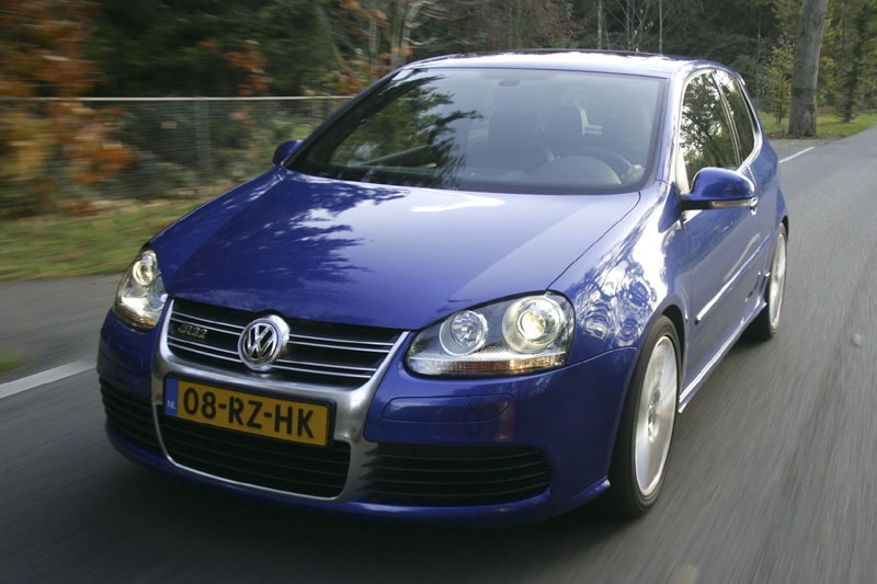Volkswagen Golf R32