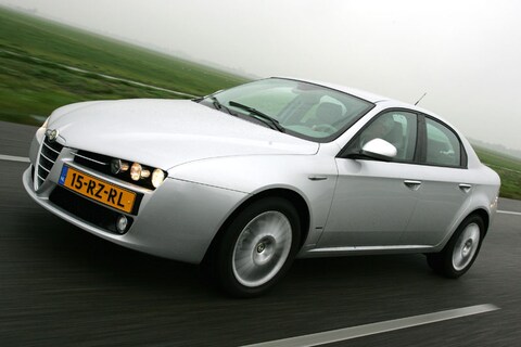 Alfa Romeo 159 1.9 JTDM Distinctive (2006)