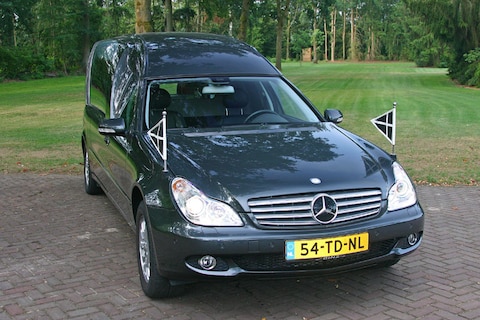 Laatste reis per Mercedes CLS