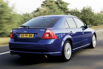 Ford Mondeo ST220