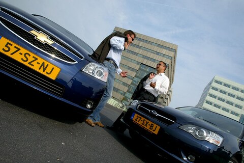 Chevrolet Epica 2.5 - Subaru Legacy 2.0R