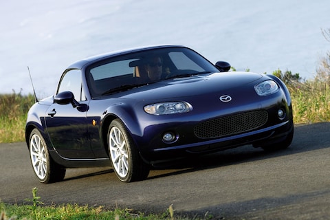 Mazda MX-5 Roadster Coupé 1.8 Executive