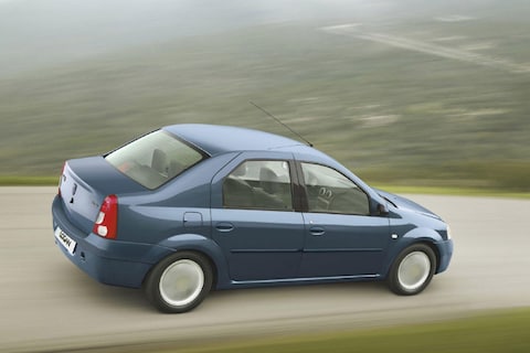 Dacia Logan sedan geschrapt