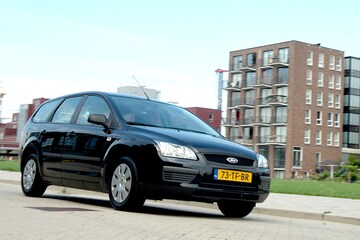 Ford Focus Wagon 1,4 Ambiente