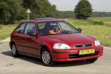 Klokje rond Honda Civic 1.4i City