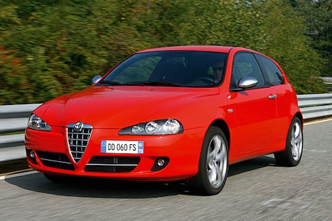 Test: Alfa Romeo 147 & GT JTD Q2 (2007)