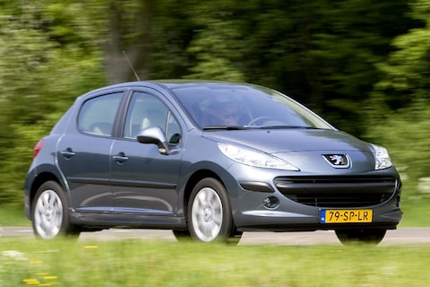 Peugeot 207 XT 1.6 16V (2006) - Test