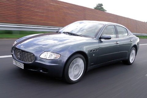 Maserati Quattroporte (2005)