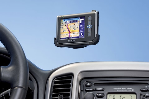 'Verbied instellen navigatie achter het stuur'