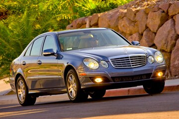 Mercedes-Benz E 320 Bluetec