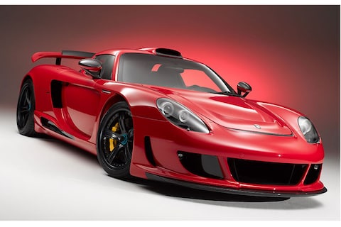 Porsche Carrera GT opgepompt