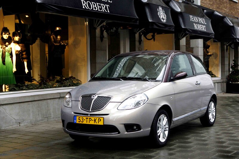 Lancia Ypsilon