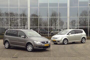 Volkswagen Touran/Toyota Verso