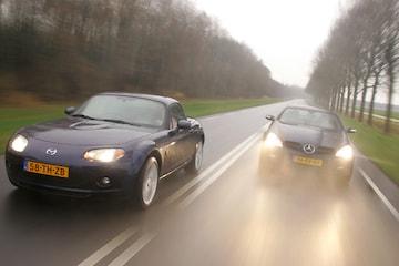 Mazda MX-5 Roadster Coupé/Mercedes SLK 200