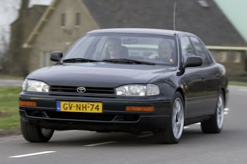 Klokje Rond Toyota Camry 2.2 XLi