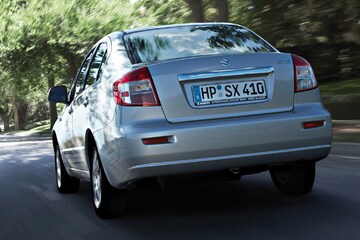 Suzuki SX4 sedan