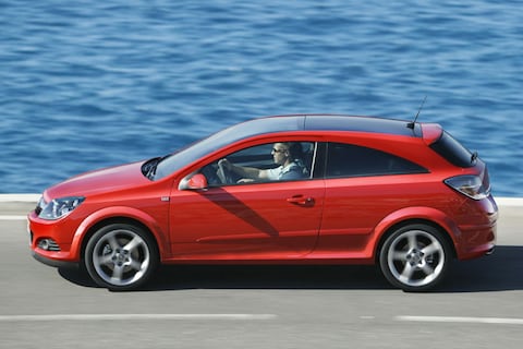 Zuinigere motoren bij Opel