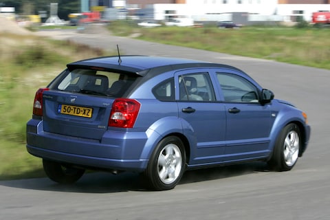 Dodge Caliber 2.0 CRD SXT (2006)