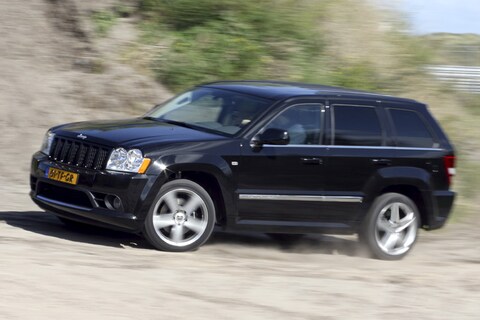 Jeep Grand Cherokee SRT-8 (2006)