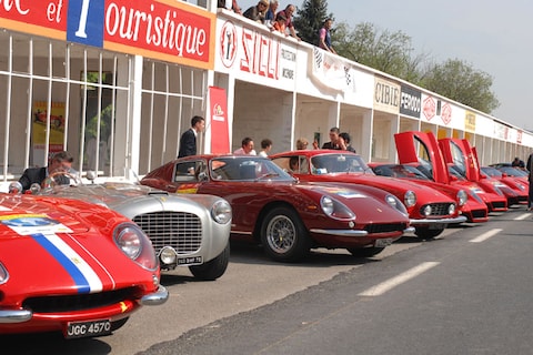 Jubileumstoet Ferrari in Nederland