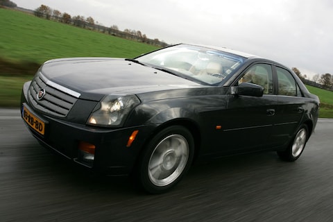 Cadillac CTS 2.8 Sport Luxury (2006)