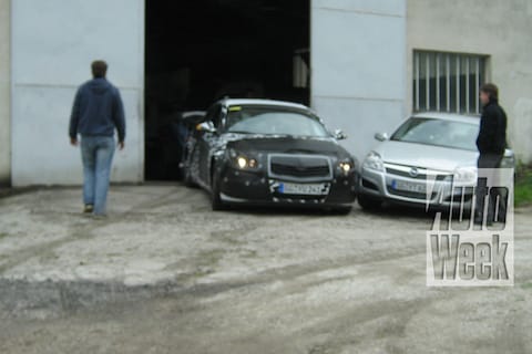 AutoWeek-lezer spot Vectra-opvolger