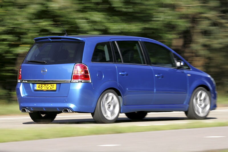 Opel Zafira OPC