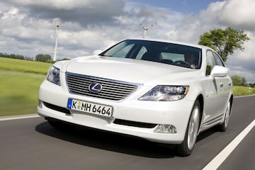 Lexus LS600h