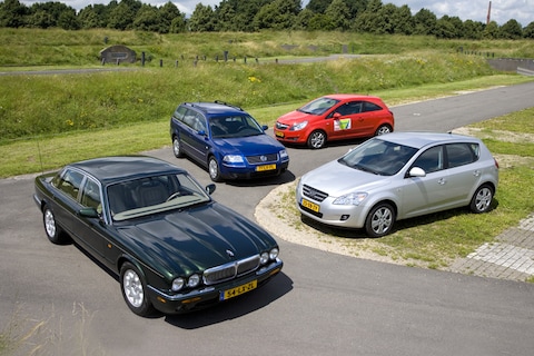 Test: Jaguar XJ - VW Passat - Kia Cee'd - Opel Corsa