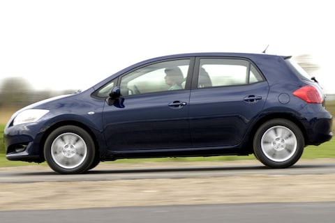 Toyota Auris 1.6 16v VVT-i Luna Business (2007)