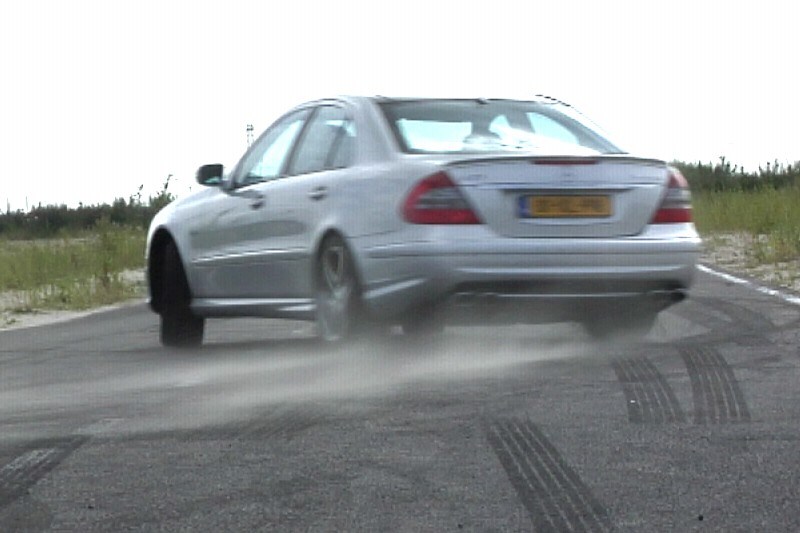 Mercedes-Benz E 63 AMG