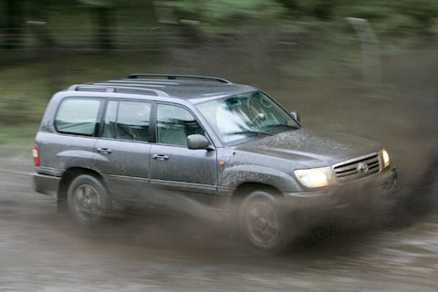 Toyota Land Cruiser 100 4.2 D-4D Executive (2007)