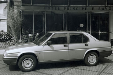 Alfa Romeo 90