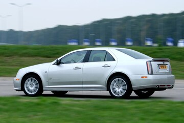 Cadillac STS-V