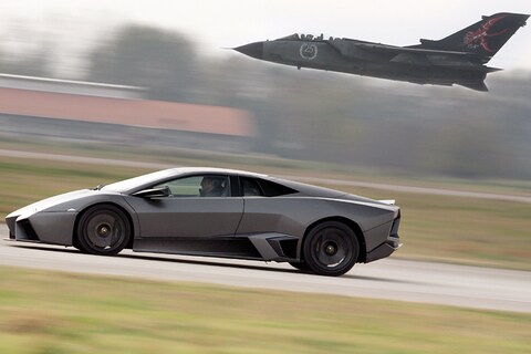Lamborghini Reventón daagt Tornado uit