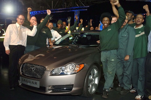 Eerste Jaguar XF geproduceerd