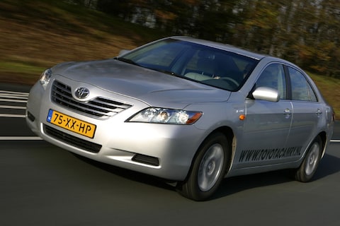 Gereden: Toyota Camry Hybrid