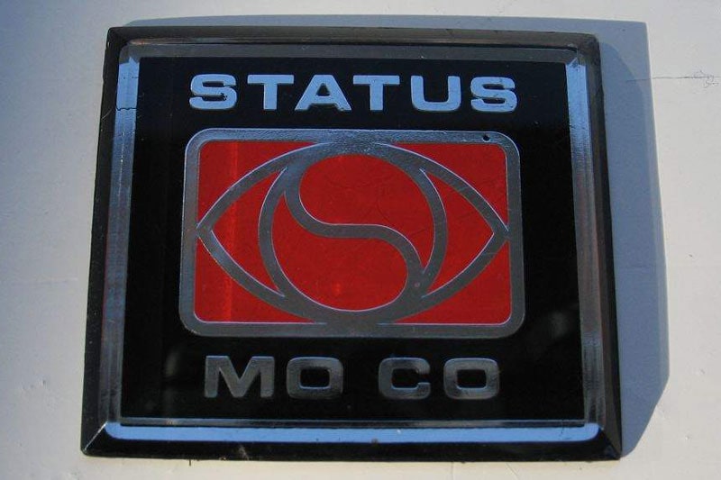 Status logo