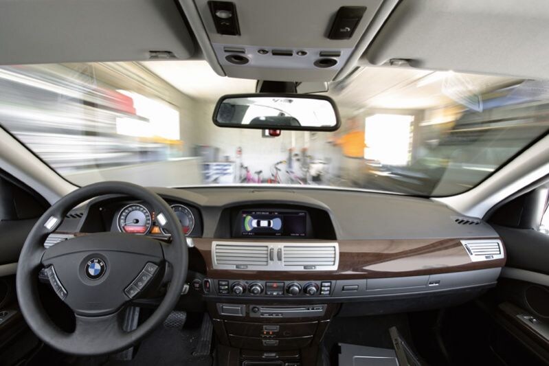 Zelfstandig rijdende auto