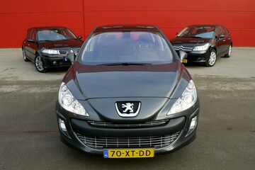 Peugeot 308-Renault Mégane-Citroën C4