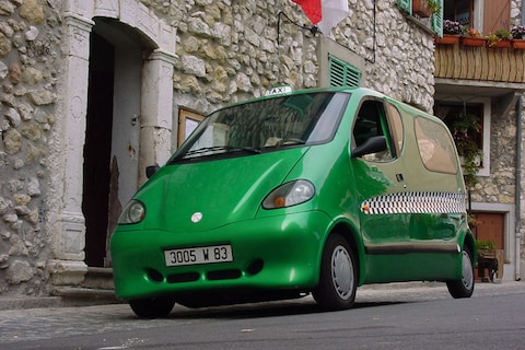 Tata adopteert auto op lucht