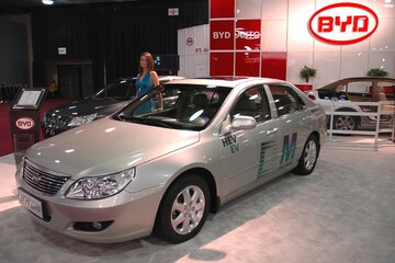 BYD F6DM hybride sedan