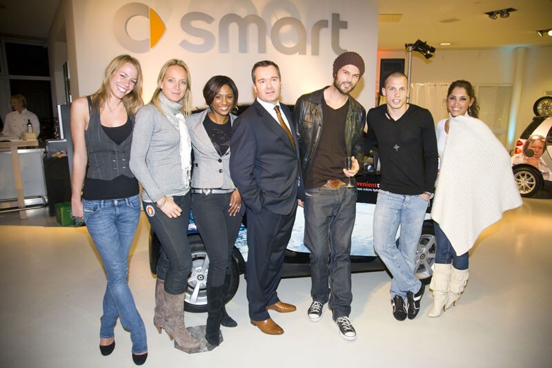 Bekende Nederlanders nemen Smart in ontvangst